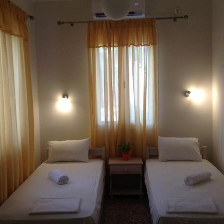 Отель Angelos Cosy Place Аргостолион Экстерьер фото